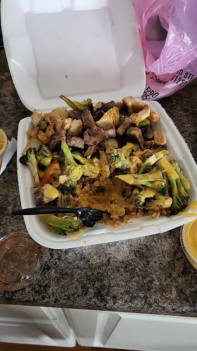 Sakura Poke & Hibachi-7