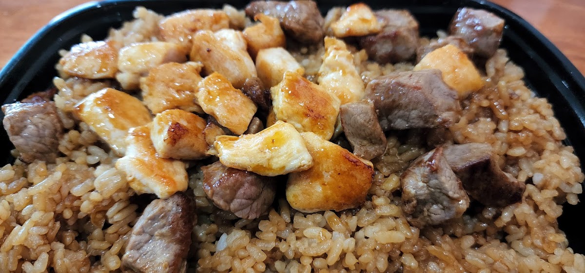 Sakura Poke & Hibachi-8